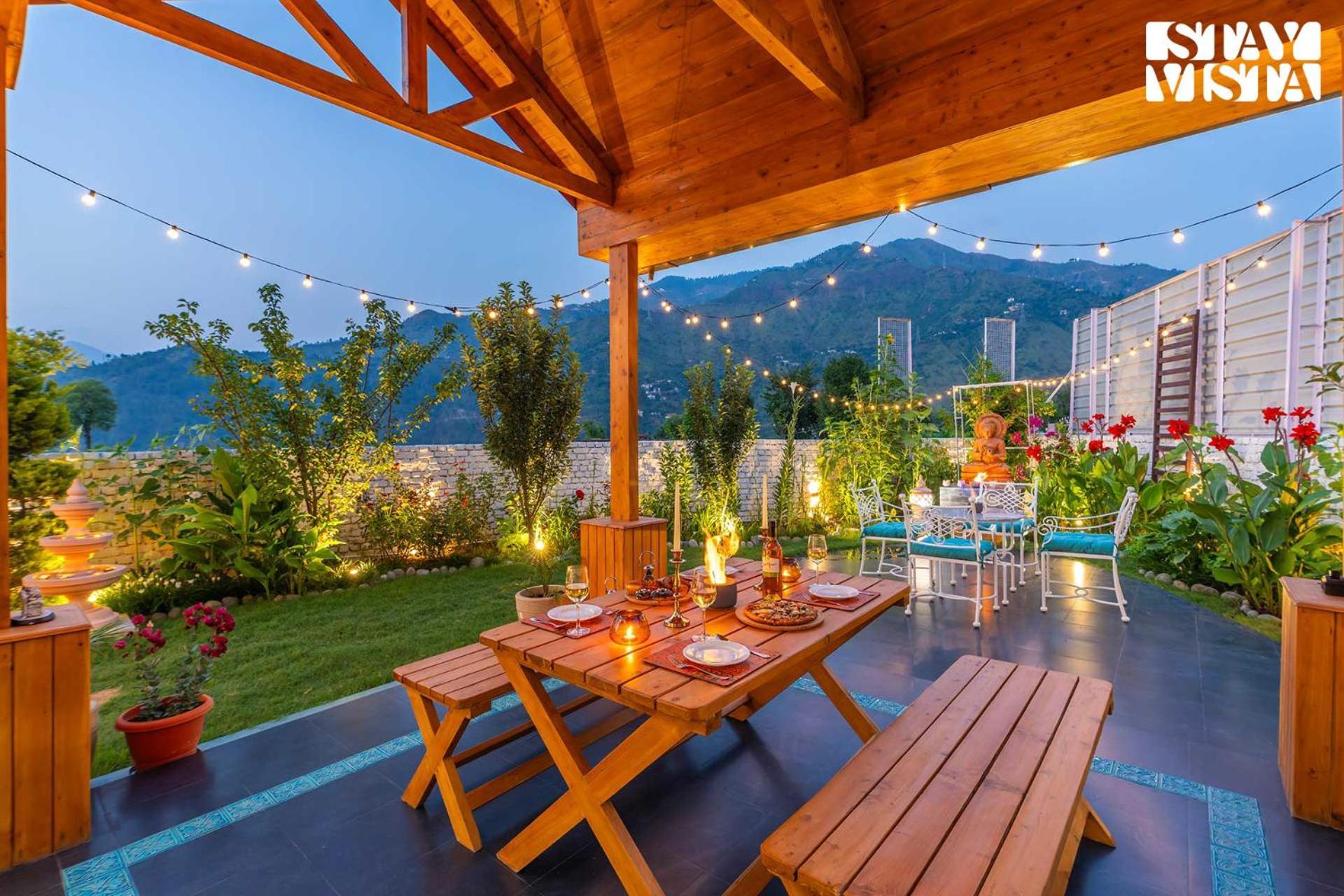 Stayvista At The Oakridge 4 Bhk Villa In Dharamshala With Jacuzzi & Balcony Chamba (Himachal Pradesh) Exterior photo