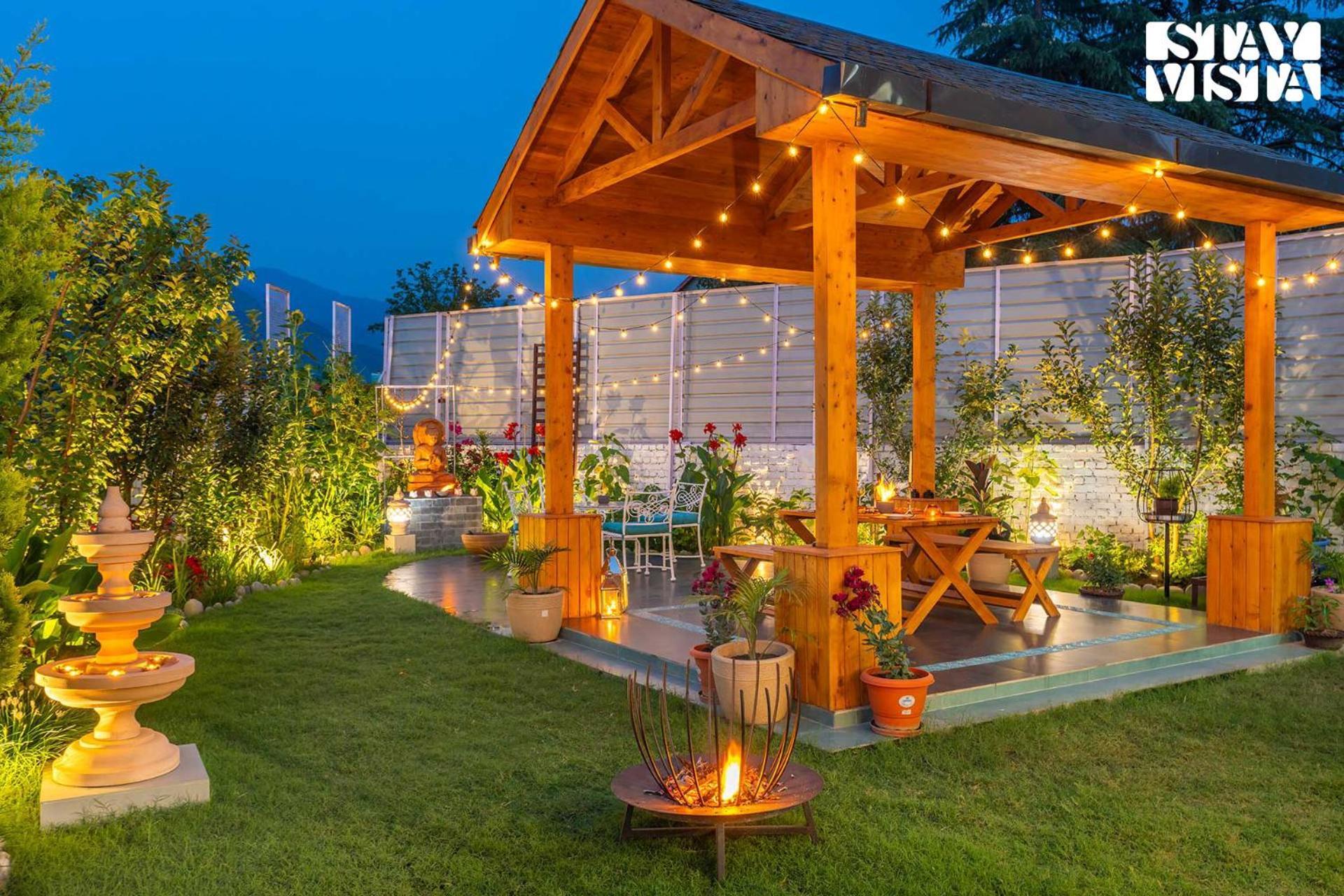 Stayvista At The Oakridge 4 Bhk Villa In Dharamshala With Jacuzzi & Balcony Chamba (Himachal Pradesh) Exterior photo